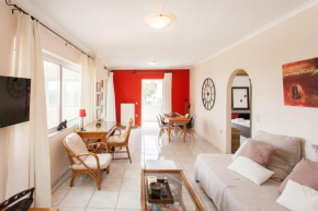 Thalassa Seaside Apartment